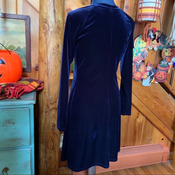 Beautiful Blue VINTAGE VELVET Skater dress - Picture 4 of 5